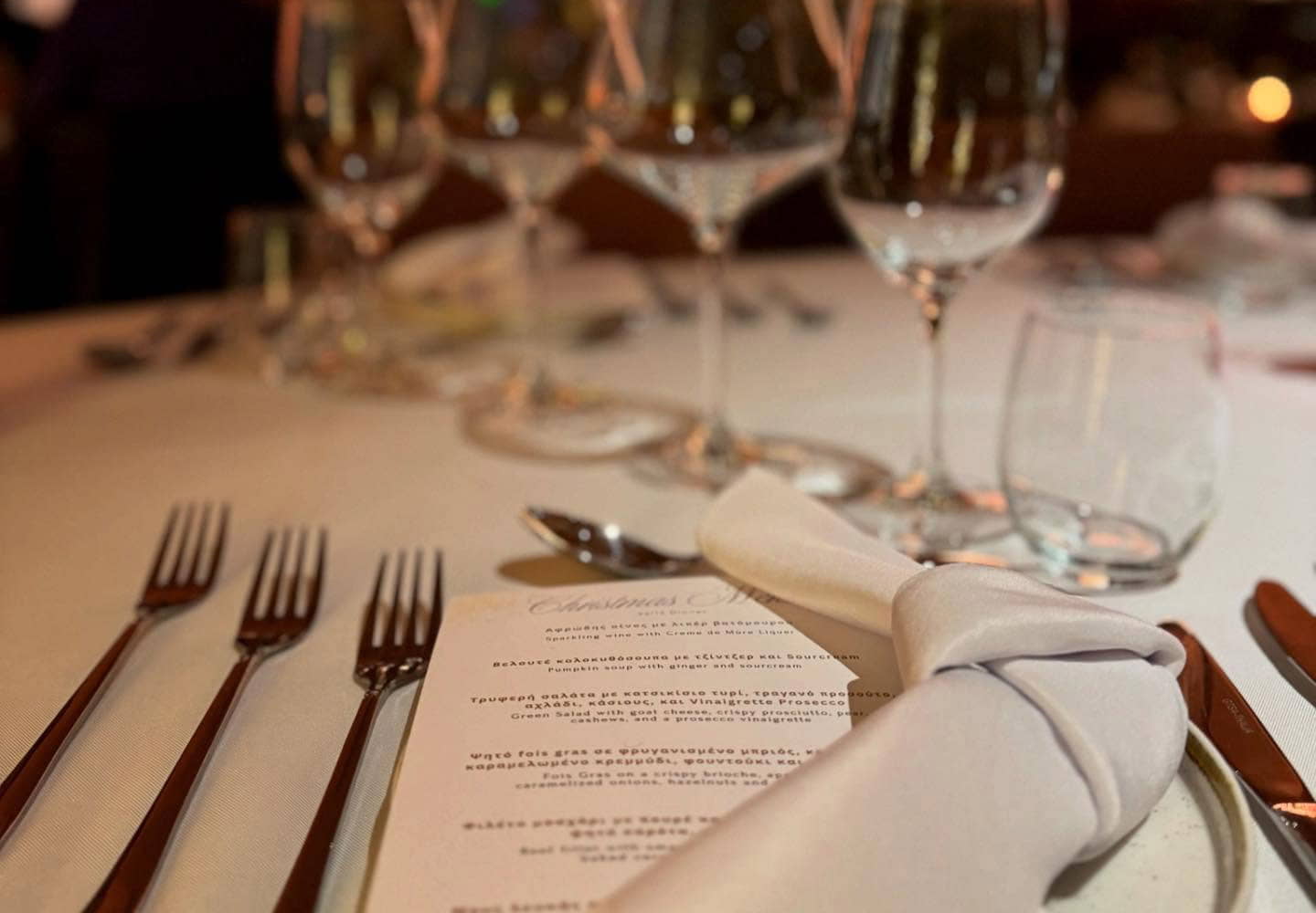 live-music-wesud Μια Βραδιά με Ζωντανή Μουσική στο WeSud: Όπου το Κρασί, το Φαγητό και η Μελωδία Γίνονται Ένα