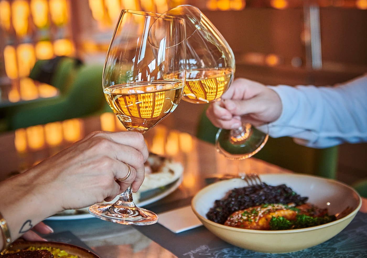 eat-wesud Δείπνο στο WeSud: Μια Γαστρονομική Περιπέτεια στη Βούλα