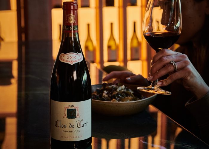 Clos de Tart Grand Cru Monopole: Η Γη & Η Ιστορία